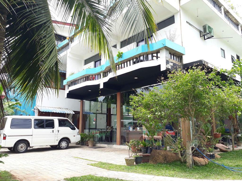 Relax Inn 히카두와 외부 사진